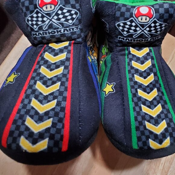 Boys Super Mario Brothers Mario Kart Slippers - Picture 5 of 5